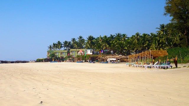 Ashvem Beach in North Goa.jpg