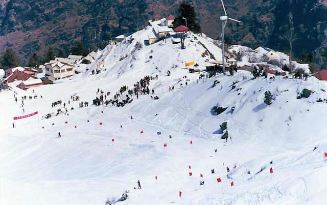 auli-slopes.jpg
