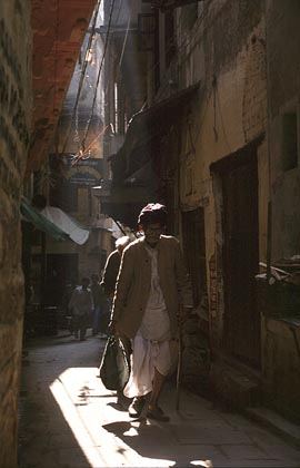 back ally in old varanasi.jpg