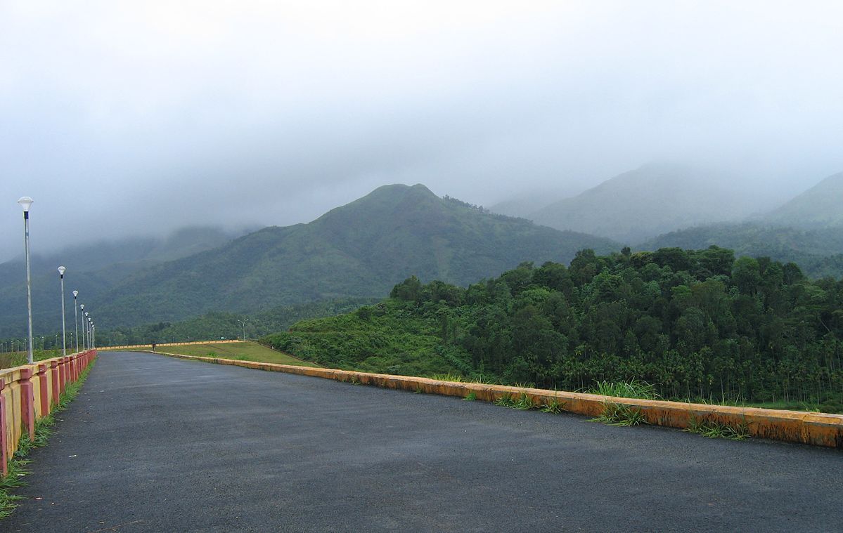 Banasura_Sagar_Dam_Wayanad1.jpg