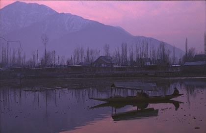 dal-lake.jpg