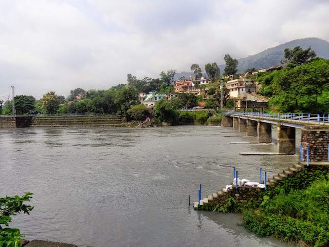 Gaula-River-in-Kathgodam.jpg