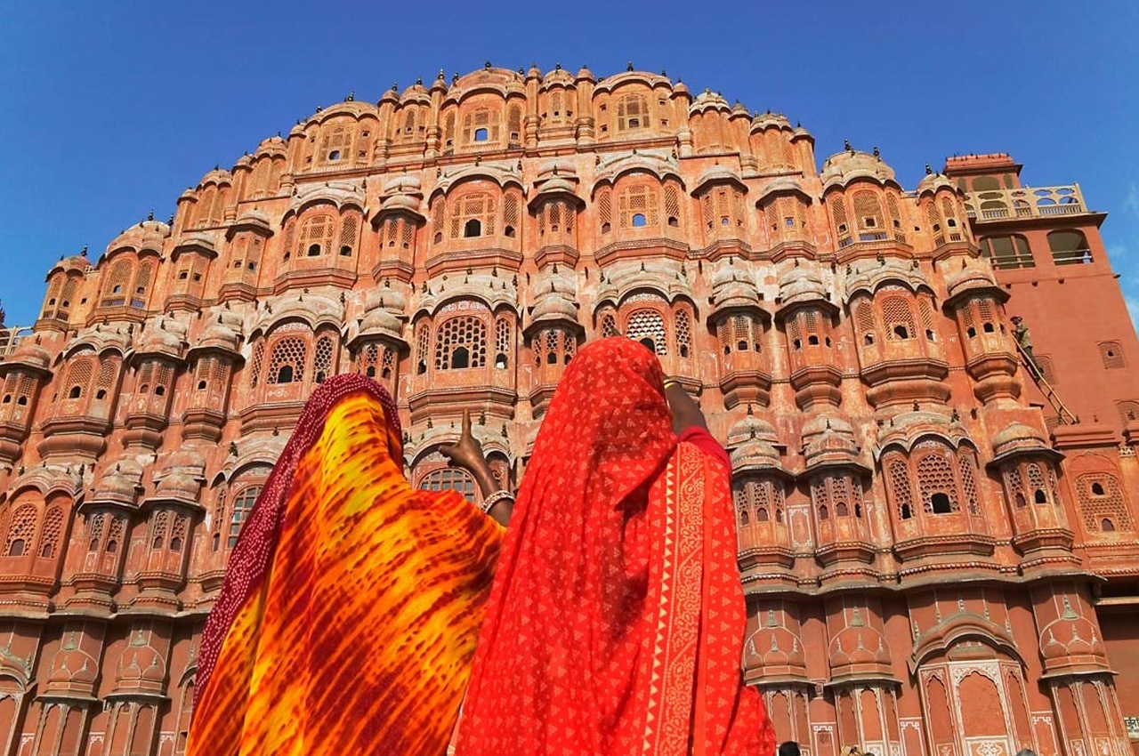 Jaipur-hawa-mahal.jpg