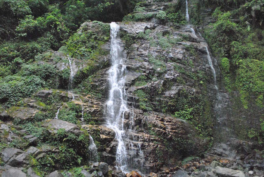 Kanchenjunga Waterfalls.jpg