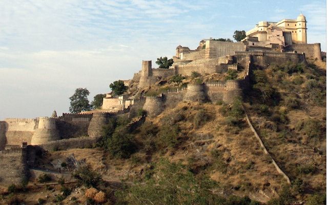 Kumbhalgarh-Fort.jpg
