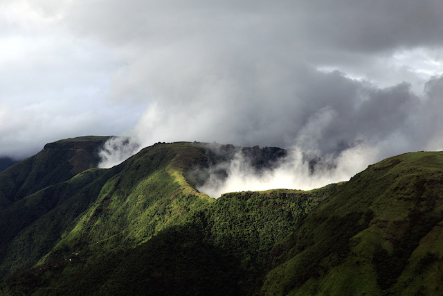 meghalaya hills cloud.jpg