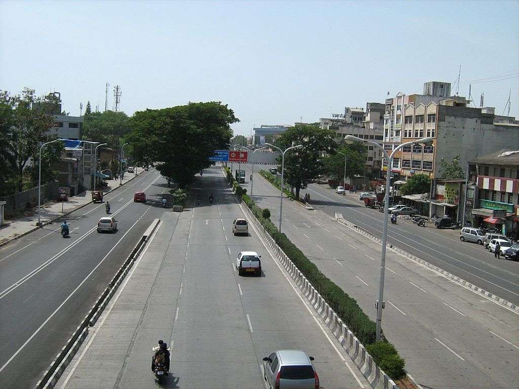 Mumbai Pune Old Highway.jpg