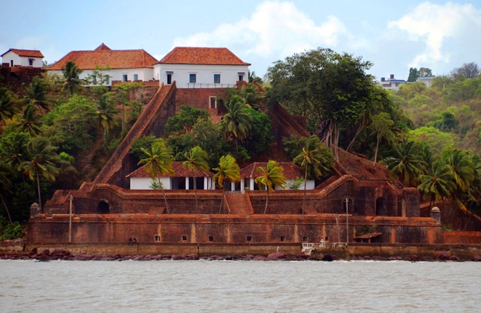 Reis Magos Fort in Goa​.jpg
