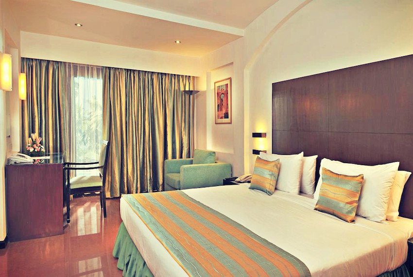 Room-at-phoenix-inn-goa.jpg