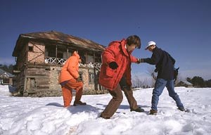 snow-helpinghand.jpg