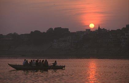 sunset at varanasi.jpg