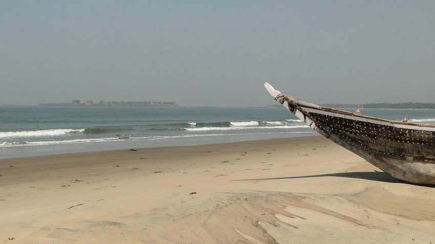 Tarkarli-Beach-in-Malvan.jpg