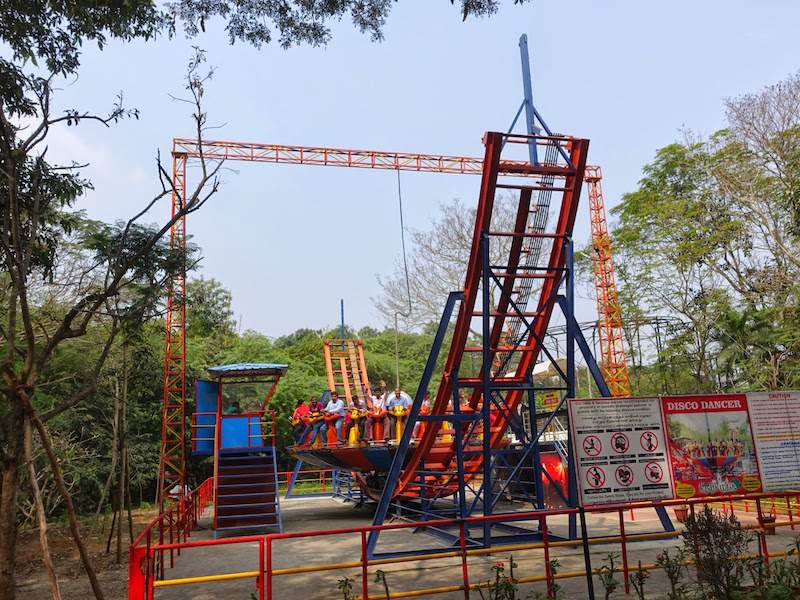 tora tora ride at kishkinta theme park.jpg