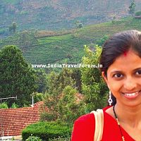 Wifey all smiles near Kotagiri Church