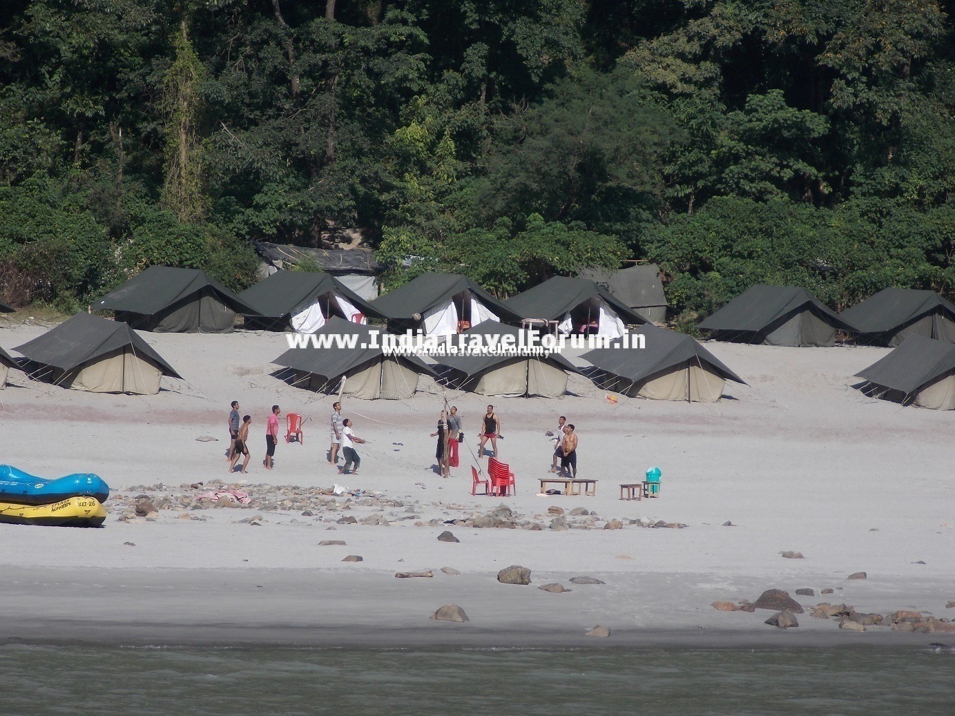 Beach huts at Rishikesh