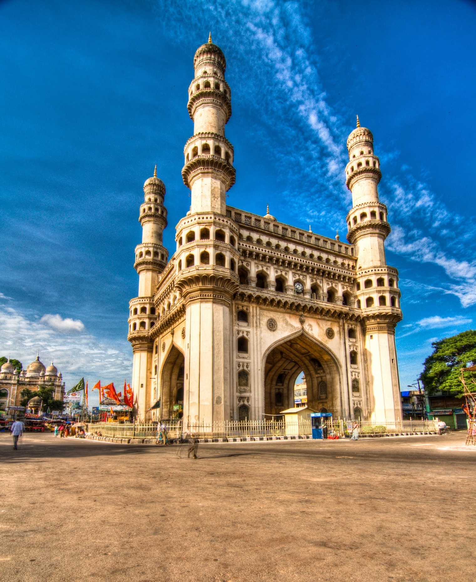 Charminar - Image Credit @ Wikimedia Commons