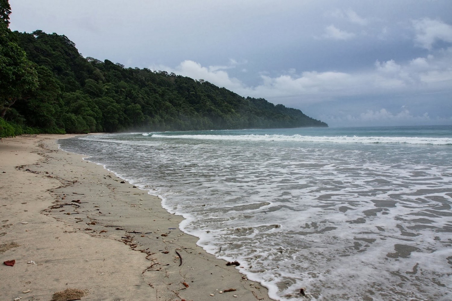 Munda Pahar Beach
