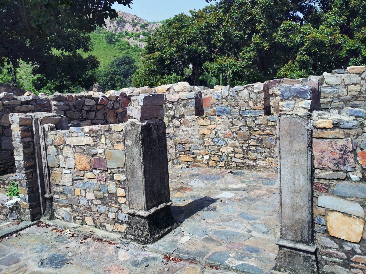 Shops at Bhangarh fort